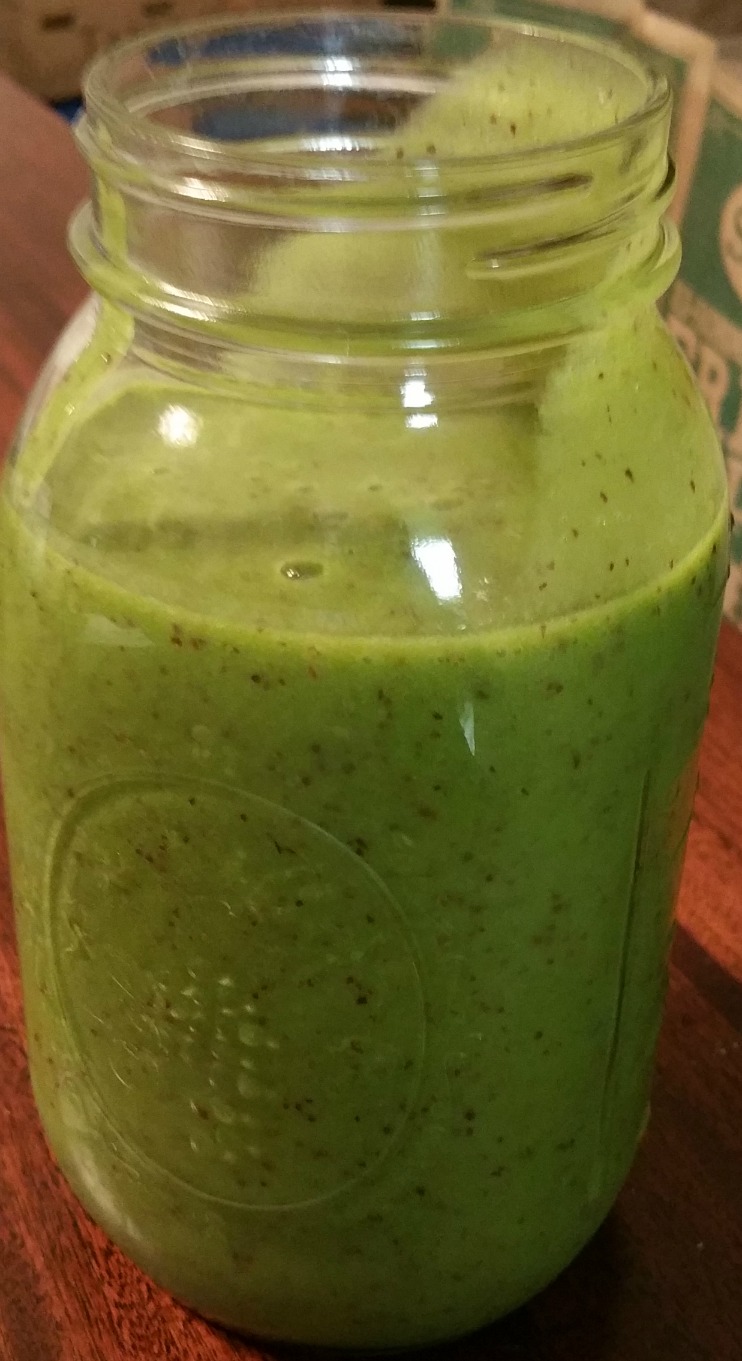 Delicious grape smoothie recipe - green smoothie with spinach