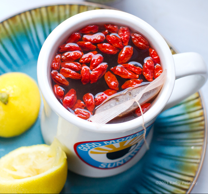 Goji Berry Tea With Lemon