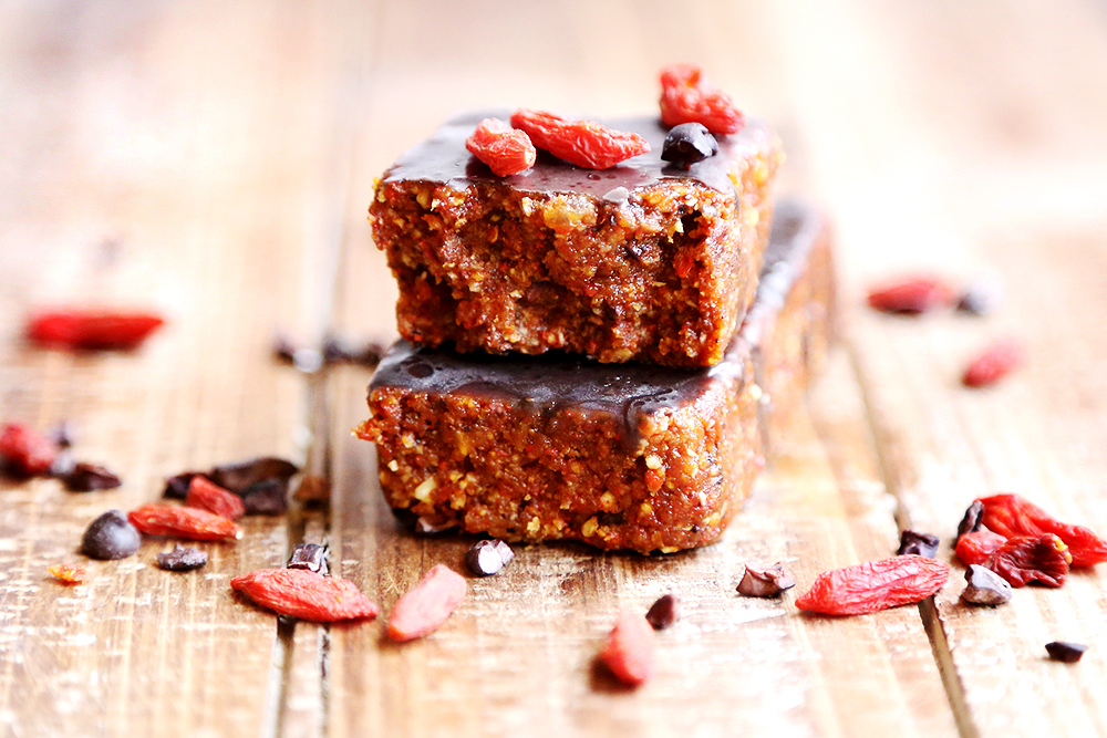 Raw Chocolate Goji Berry Energy Bars